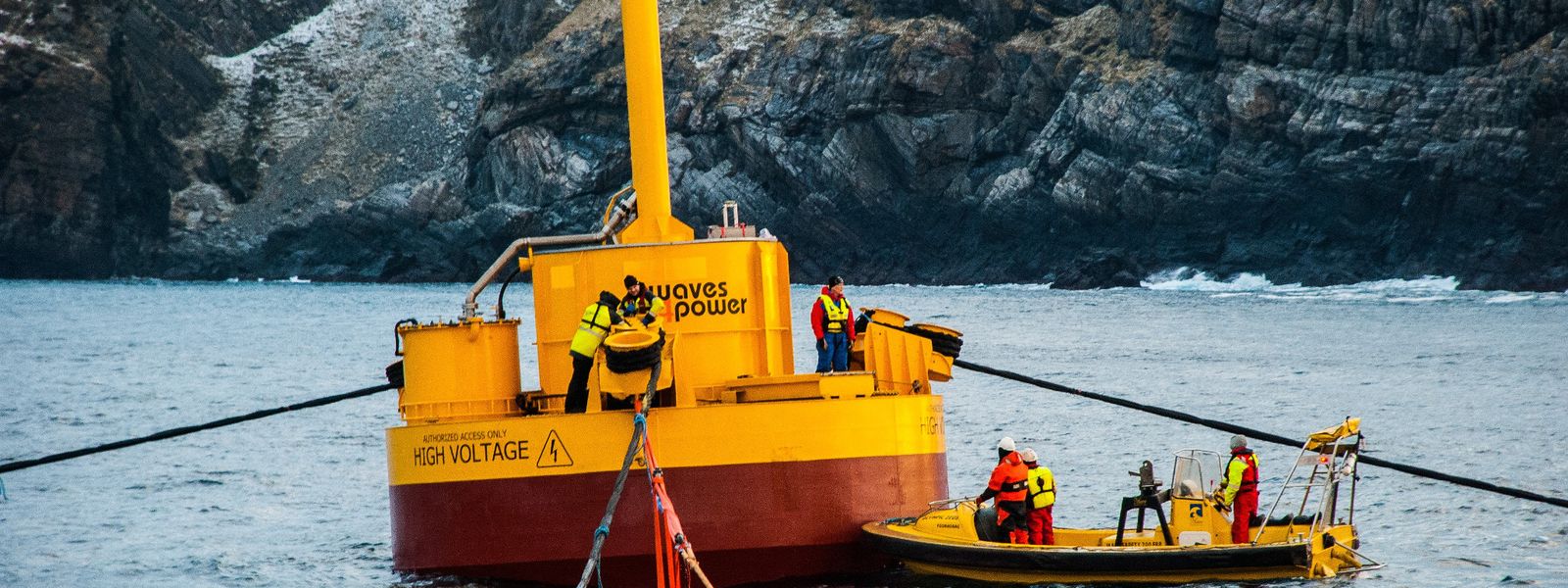 Dynamic cable being installed offshore on wave energy converters