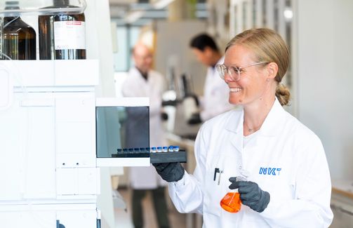 Lady working in tech lab